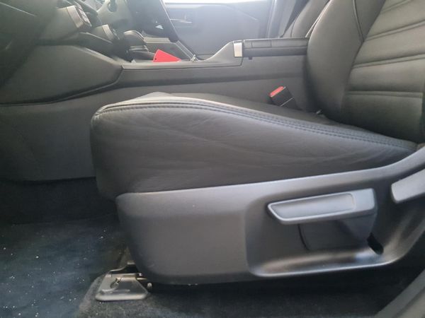 2026-Toyota-RAV4-25-GX-Hybrid-CVT-Auto-E-Four image:16