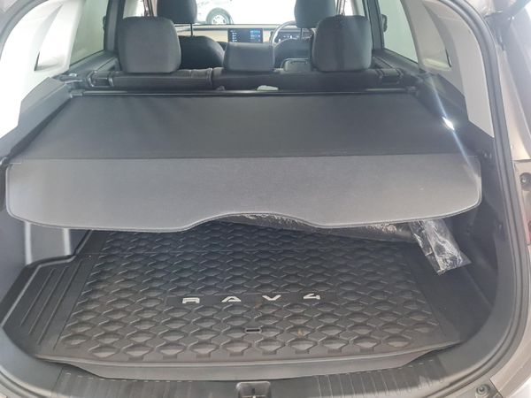 2026-Toyota-RAV4-25-GX-Hybrid-CVT-Auto-E-Four image:17