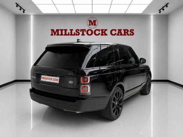 2022-Land-Rover-Range-Rover-50-Vogue-SE-386kW image:3