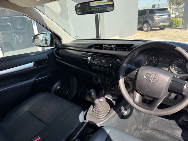 2025-Toyota-Hilux-24-GD-S-Single-Cab image:7