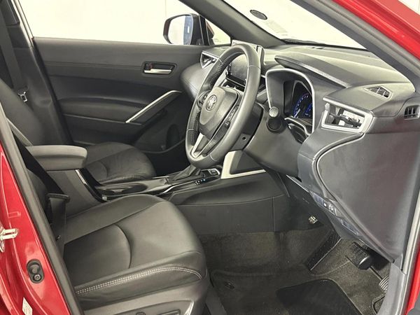 2024-Toyota-Corolla-Cross-18-XR image:9