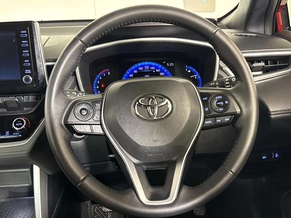 2024-Toyota-Corolla-Cross-18-XR image:12