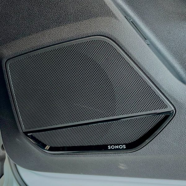 2022-Audi-RSQ3-25-TFSI-Auto image:10
