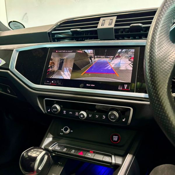 2022-Audi-RSQ3-25-TFSI-Auto image:13