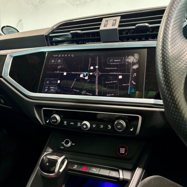 2022-Audi-RSQ3-25-TFSI-Auto image:14