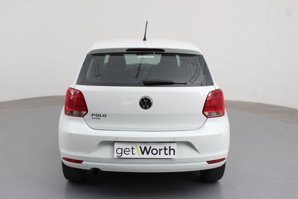 2022-Volkswagen-Polo-Vivo-16-Comfortline-Auto-5-dr image:6