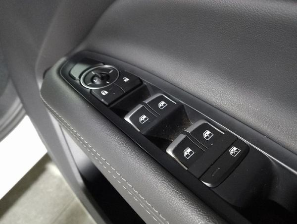 2025-Ford-Territory-18T-Ambiente image:26