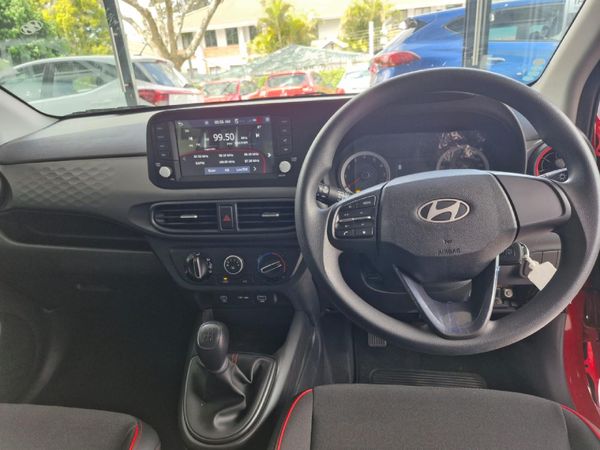 2023-Hyundai-Grand-i10-10-Motion image:13