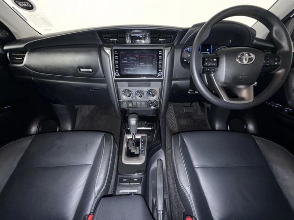 2024-Toyota-Fortuner-24-GD-6-4x4-Auto image:1