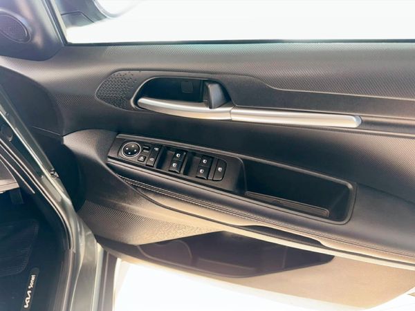 2025-Kia-Sonet-15-SX-Auto image:12