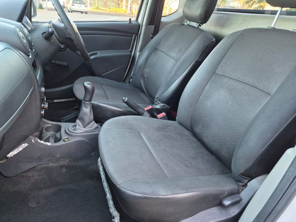 2022-Nissan-NP200-16-AC-Safety-Pack image:18