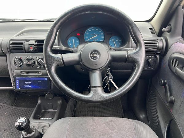 2003-Opel-Corsa-Lite-14i image:8