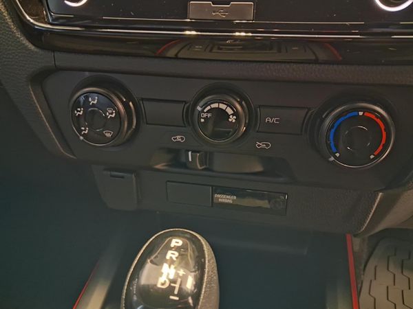 2026-Isuzu-D-Max-19-DDI-HR-X-Rider-Auto-Double-Cab image:17