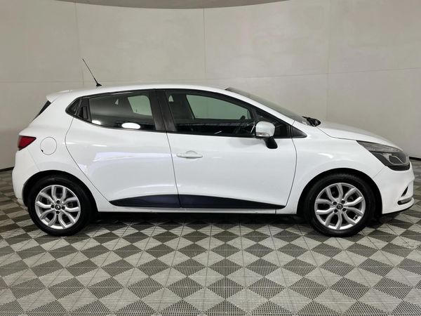 2018-Renault-Clio-IV-12T-Expression-Auto-5-dr-88kW image:16