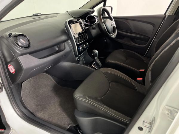 2018-Renault-Clio-IV-12T-Expression-Auto-5-dr-88kW image:7
