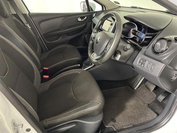 2018-Renault-Clio-IV-12T-Expression-Auto-5-dr-88kW image:8