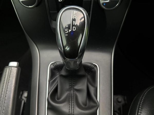 2014-Volvo-V40-T4-Excel-Auto image:10