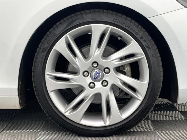 2014-Volvo-V40-T4-Excel-Auto image:5