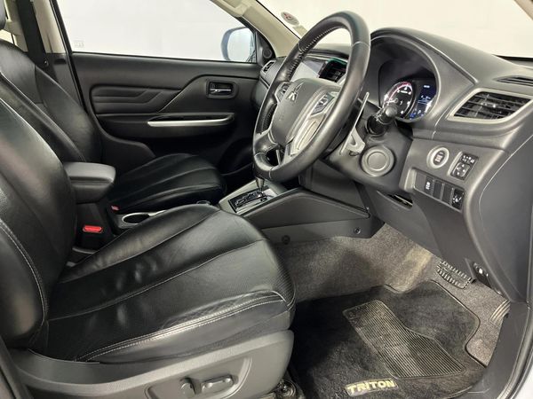 2020-Mitsubishi-Triton-24-Di-Dc-Xtreme-4x4-Auto-Double-Cab image:5
