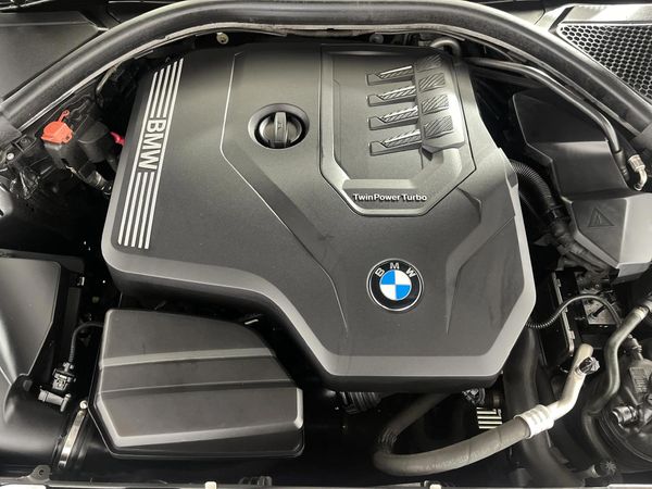 2019-BMW-3-Series-330i-M-Sport-Launch-Edition image:12