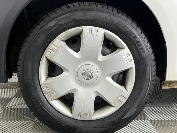 2019-Nissan-NP200-15-dCi-Safety-Pack image:1