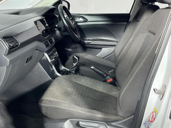 2023-Volkswagen-T-Cross-10-TSI-Comfortline image:8