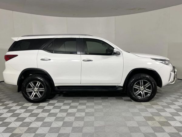 2019-Toyota-Fortuner-24-GD-6-4x4-Auto image:13