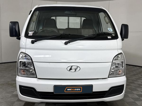 2022-Hyundai-H100-Bakkie-26D-Dropside image:9