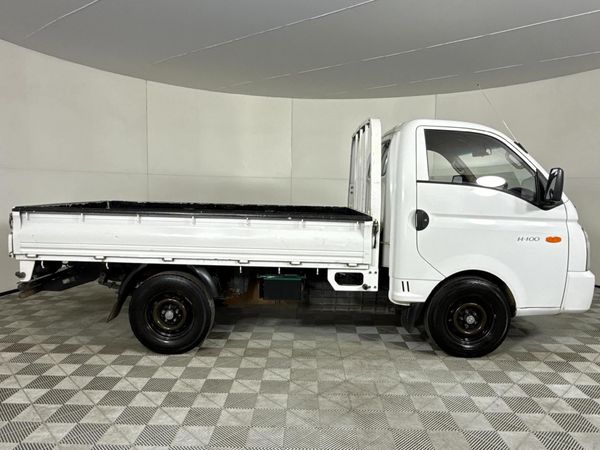2022-Hyundai-H100-Bakkie-26D-Dropside image:11