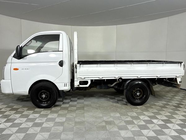 2022-Hyundai-H100-Bakkie-26D-Dropside image:13
