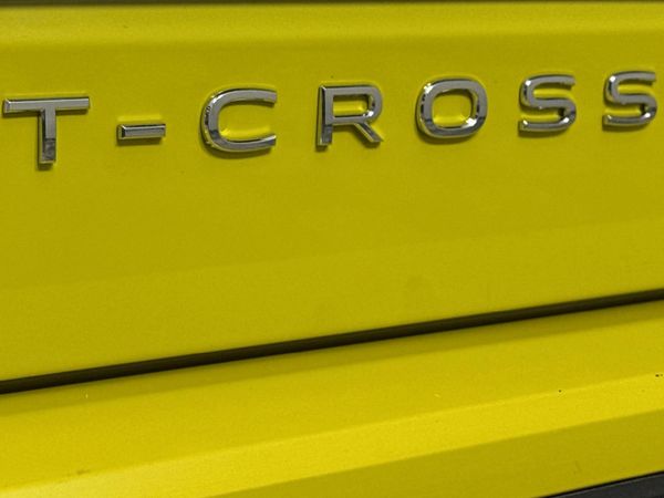 2025-Volkswagen-T-Cross-10-TSI-Life-Auto image:11