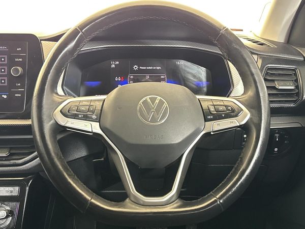 2025-Volkswagen-T-Cross-10-TSI-Life-Auto image:12