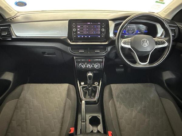 2025-Volkswagen-T-Cross-10-TSI-Life-Auto image:1