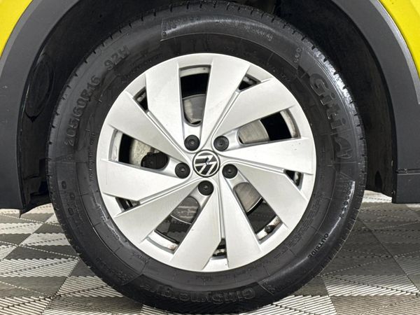 2025-Volkswagen-T-Cross-10-TSI-Life-Auto image:4