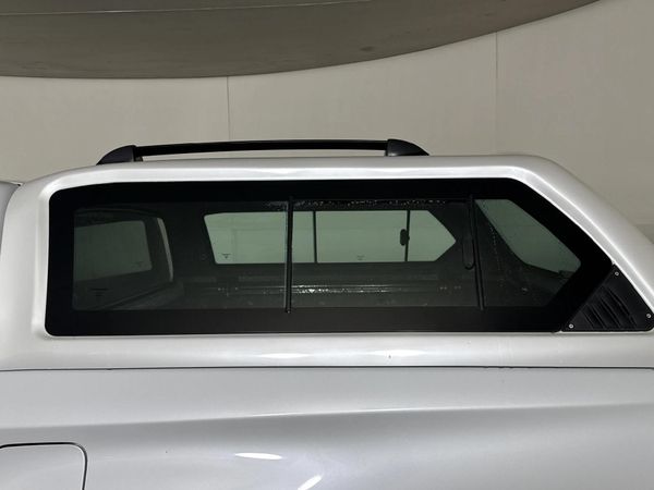 2022-Mitsubishi-Triton-24-Di-Dc-4x4-Auto-Double-Cab image:13