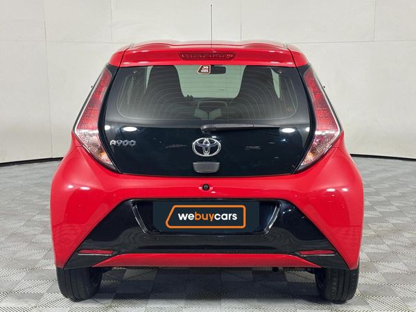 2017-Toyota-Aygo-10-5-dr image:17