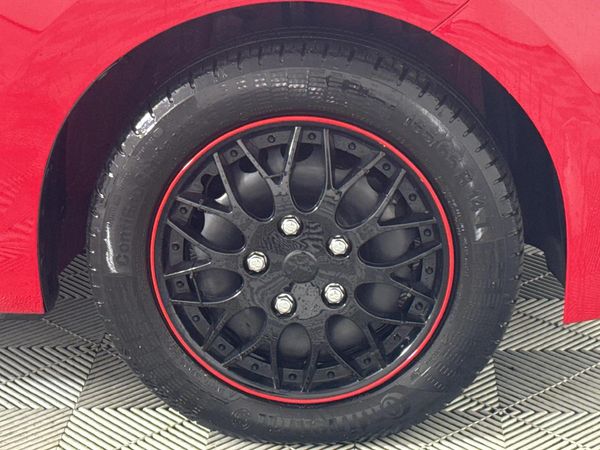 2017-Toyota-Aygo-10-5-dr image:4