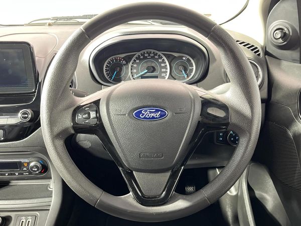 2019-Ford-Figo-15Ti-VCT-Titanium-5-dr image:11