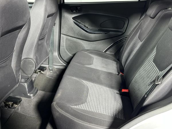 2019-Ford-Figo-15Ti-VCT-Titanium-5-dr image:3