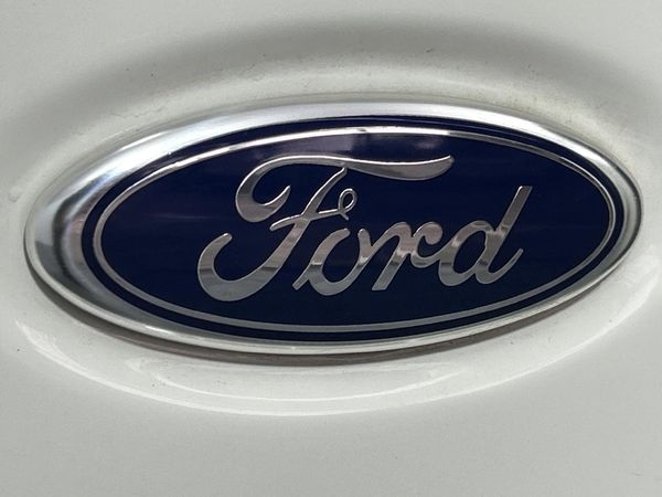 2016-Ford-EcoSport-15-TDCi-Trend image:11