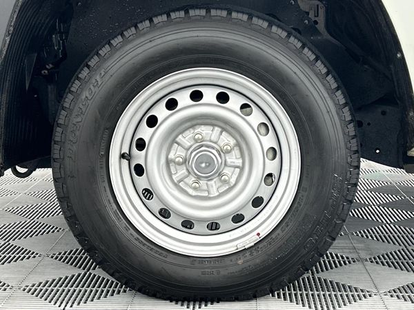 2025-Mitsubishi-Triton-24DI-GL-Single-Cab image:2