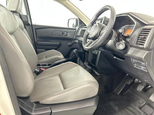 2025-Mitsubishi-Triton-24DI-GL-Single-Cab image:7