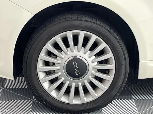 2014-Fiat-500-14-Lounge image:2