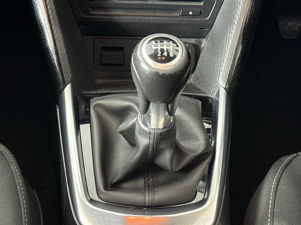 2017-Mazda-2-15-Individual-5-dr image:10