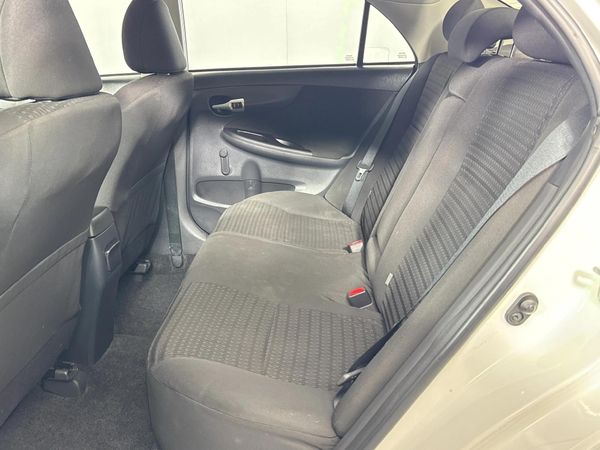 2010-Toyota-Corolla-13-Professional image:3