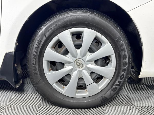2010-Toyota-Corolla-13-Professional image:5