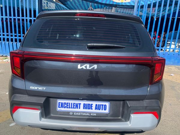 2024-Kia-Sonet-15-LX image:6