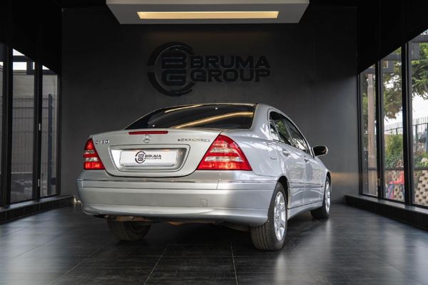 2005-Mercedes-Benz-C-Class-C-180-Elegance-Auto image:10