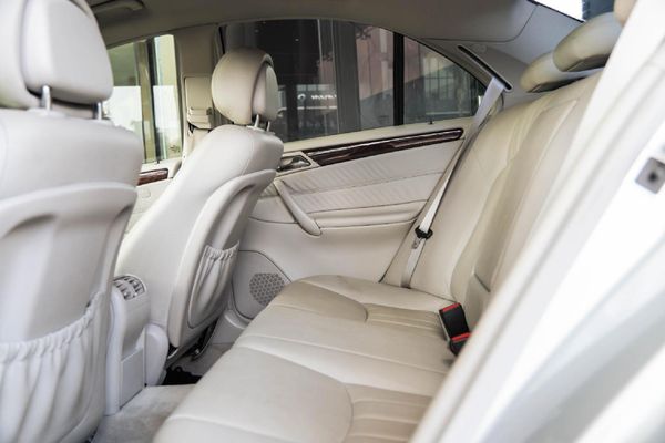 2005-Mercedes-Benz-C-Class-C-180-Elegance-Auto image:18