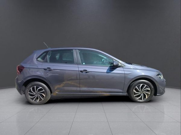 2024-Volkswagen-Polo-10-TSI-Life-Auto-DSG image:7